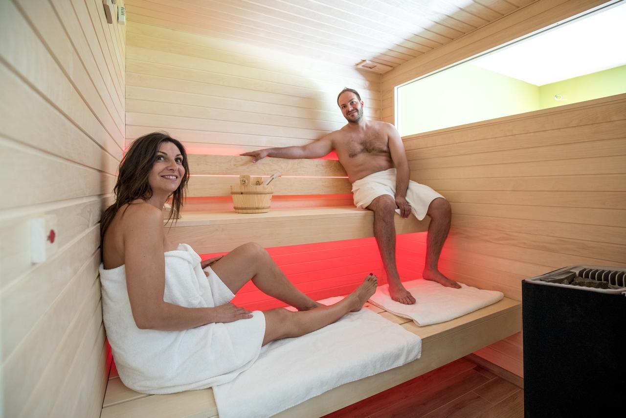 Energy Hotel Calceranica al Lago Kültér fotó